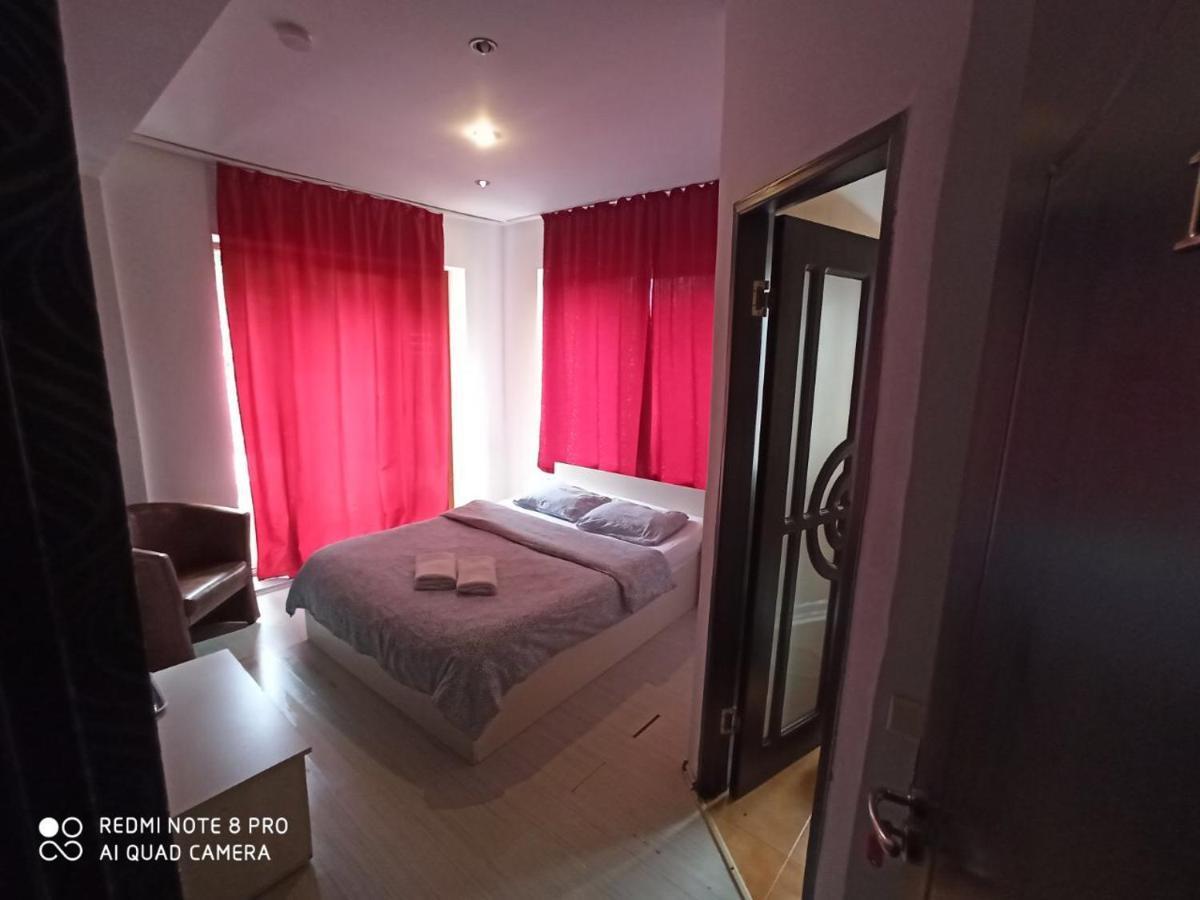 Quik Hotel Brasov Luaran gambar