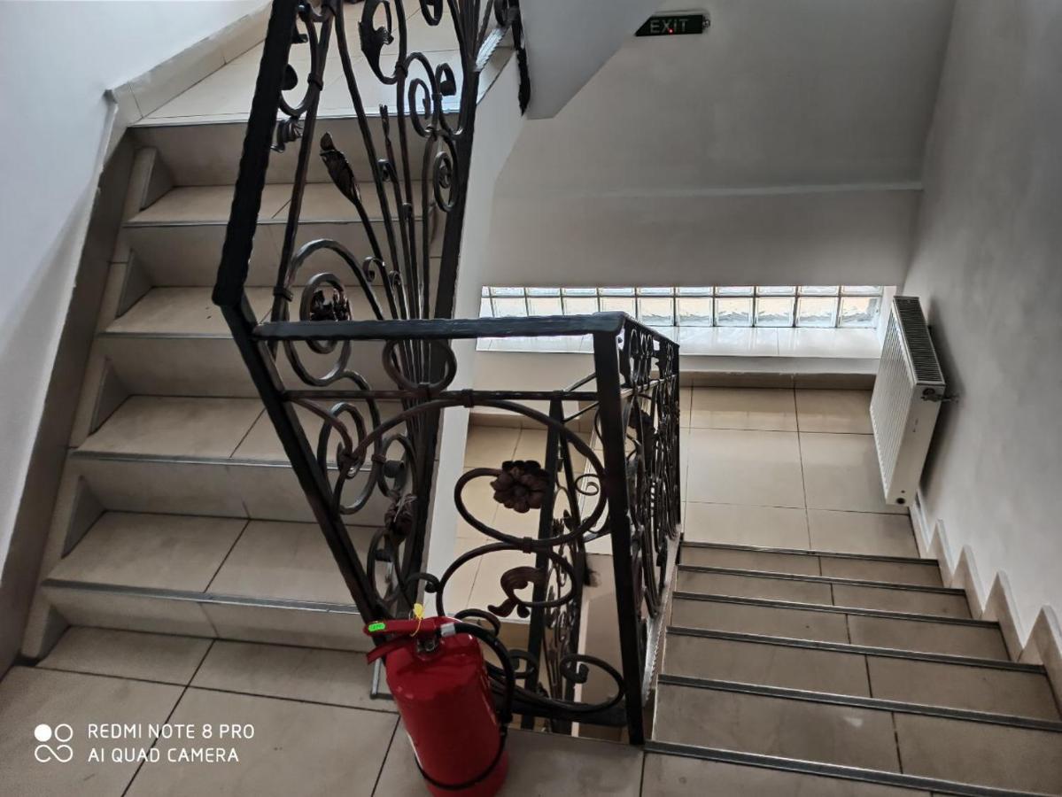 Quik Hotel Brasov Luaran gambar