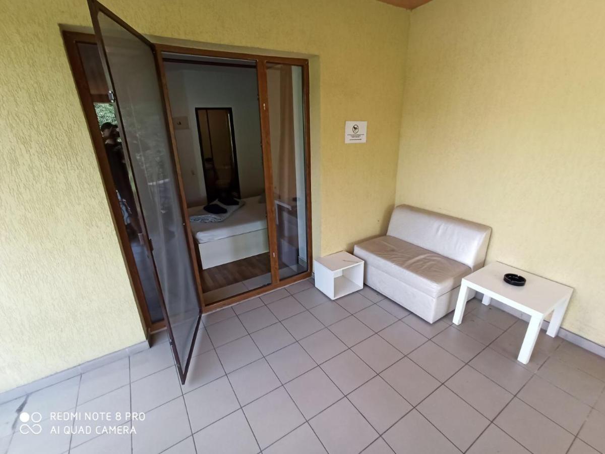 Quik Hotel Brasov Luaran gambar