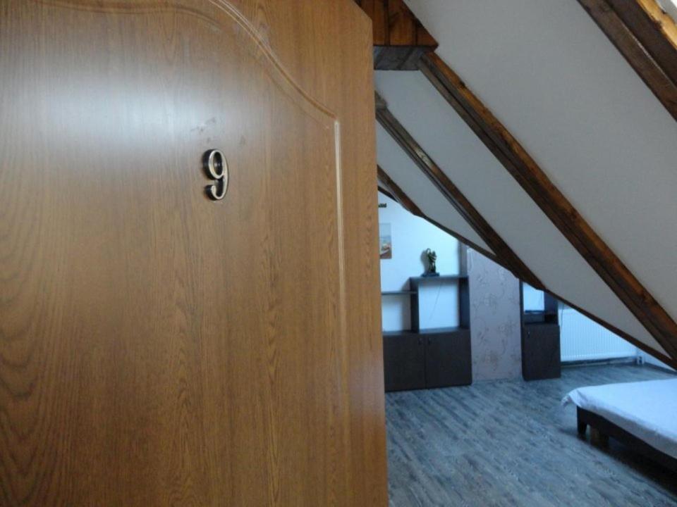 Quik Hotel Brasov Luaran gambar